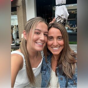 Meet your Posher, Laney